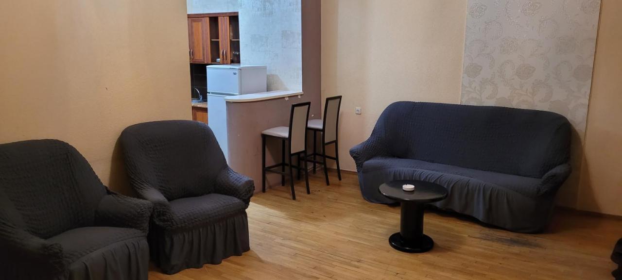 Kiev Hostel Tbilisi Exterior photo